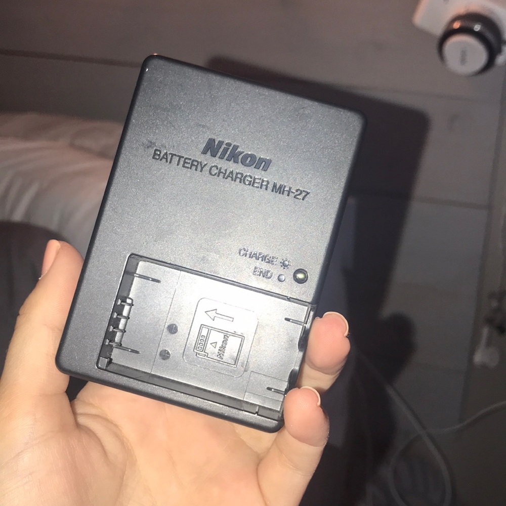 Nikon 1 - Picture 4 of 4